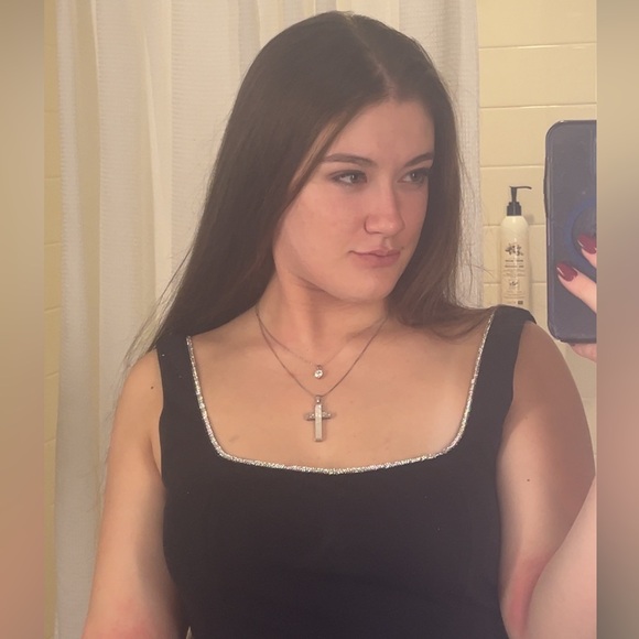 Meet your Posher, Valentina - Picture 1 of 1